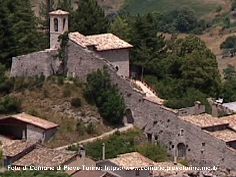 Discover all the structures in Pieve Torina