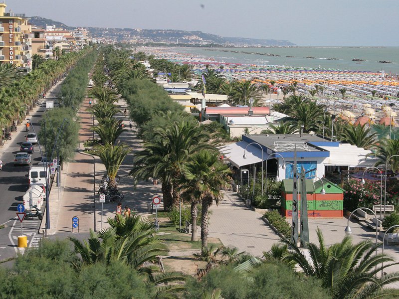 Discover all the structures in San Benedetto del Tronto